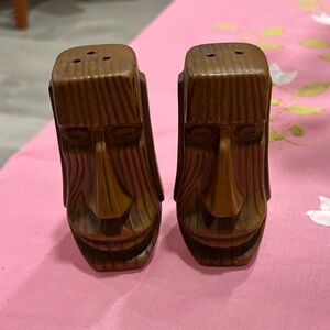 VINTAGE 1960’S/1970’S RARE  SALT & PEPPER SHAKERS SET new